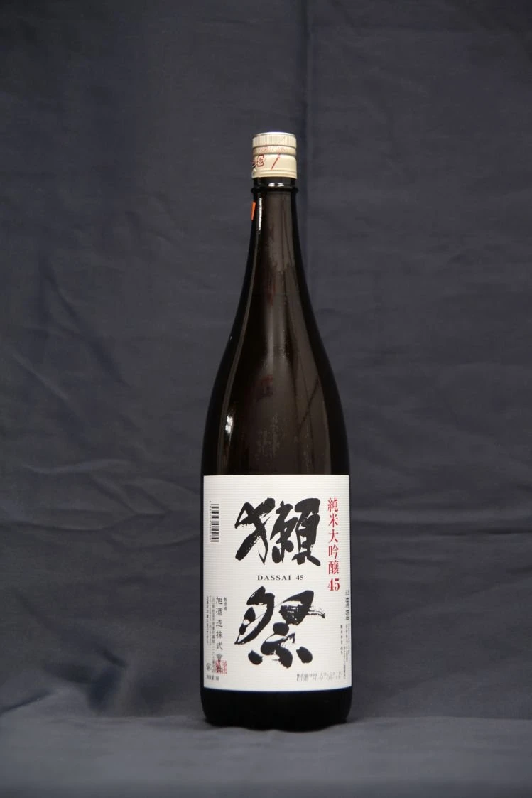 2025/07/1000341490.jpg Dassai 45 Sake 1.8L - Image 1