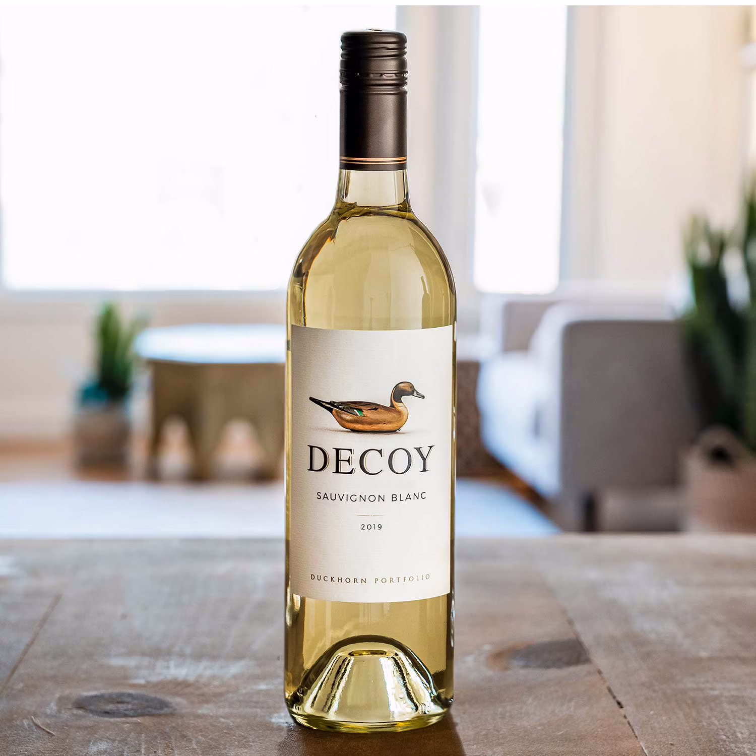 a3fe8f84-910b-40f0-921b-75cc44b0eaae.eb83cd0186abb937b55bc67c5508cd53 Decoy Sauvignon Blanc 75cl - Image 1